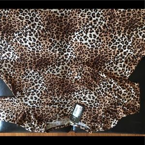 Leopard Print Long Sleeve Top